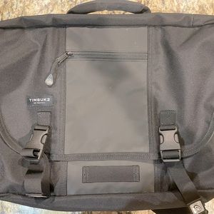 Timbuk2 convertible laptop bag